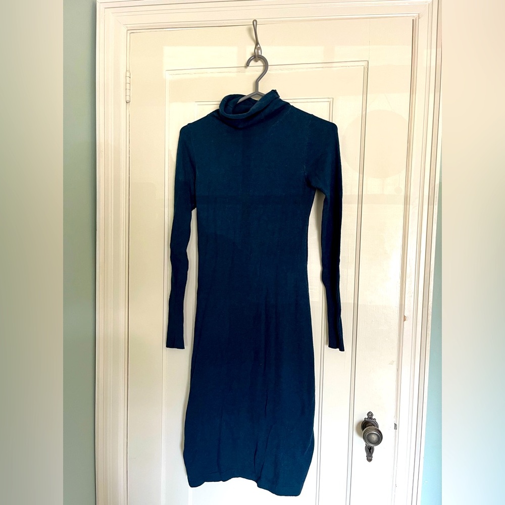 Cashmere turtleneck sweater dress in deep blue